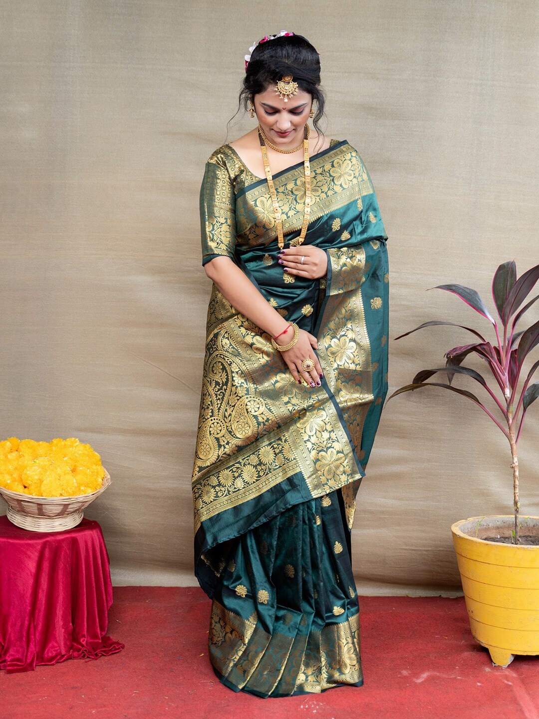 

SGF11 Woven Design Heavy Zari Work Kanjeevaram Silk Saree, Green