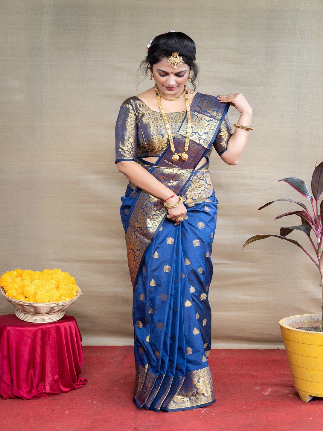 SGF11 Woven Design Heavy Zari Work Kanjeevaram Silk Saree, Navy blue
