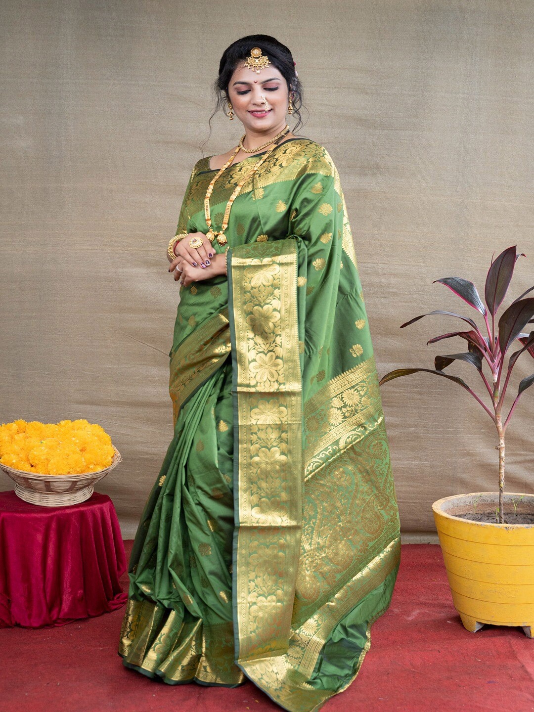 

SGF11 Woven Design Heavy Zari Work Kanjeevaram Silk Saree, Green