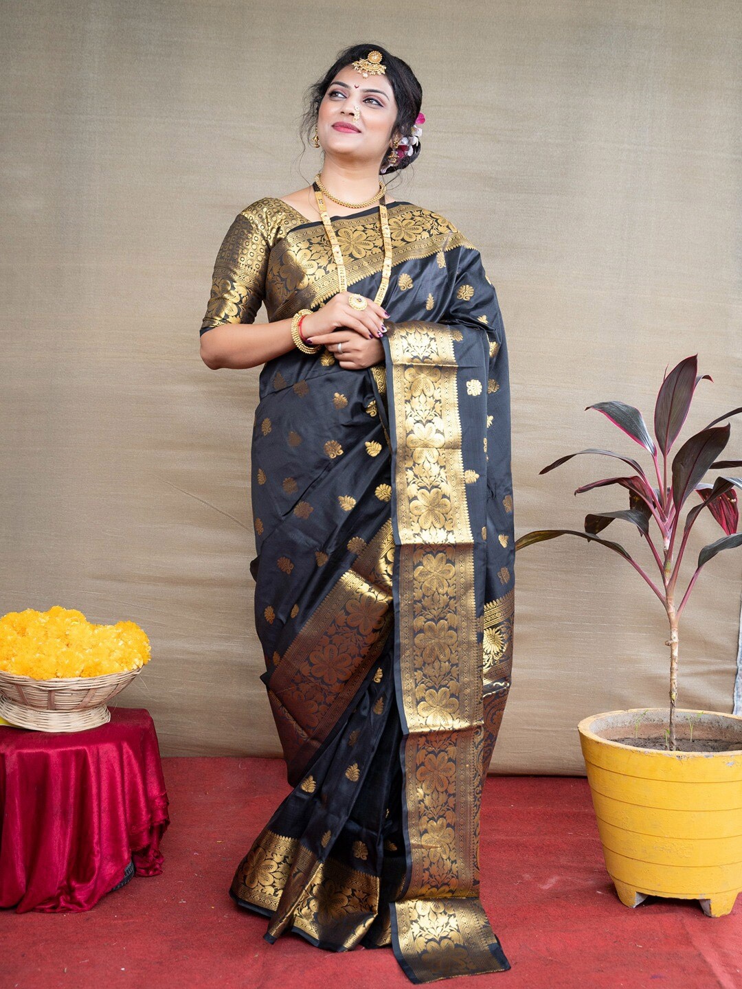 

SGF11 Woven Design Heavy Zari Work Kanjeevaram Silk Saree, Black