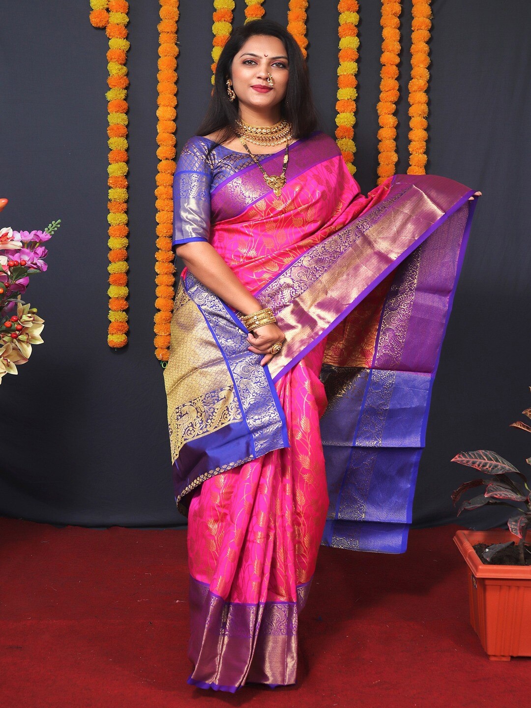 

SGF11 Woven Design Pure Zari Heavy Work Kanjeevaram Silk Saree, Blue