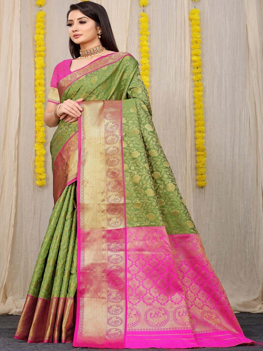 

SGF11 Woven Design Zari Pure Silk Kanjeevaram Saree, Fluorescent green