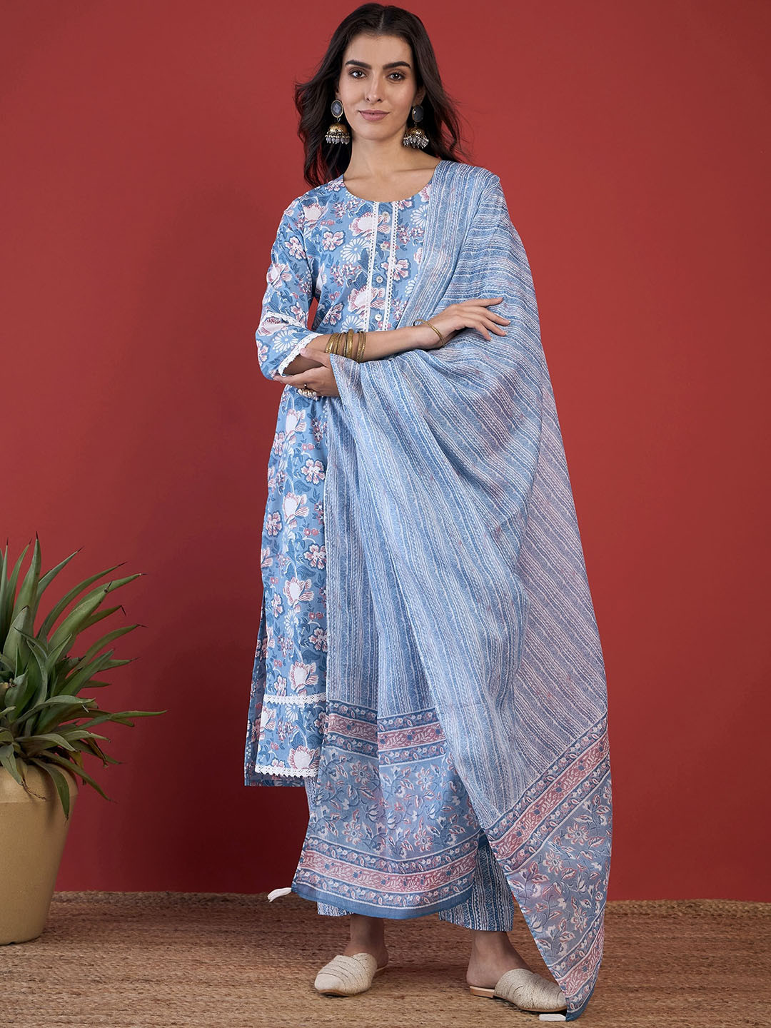 

Anouk Floral Printed Round Neck Pure Cotton Straight Kurta with Trousers & Dupatta, Blue