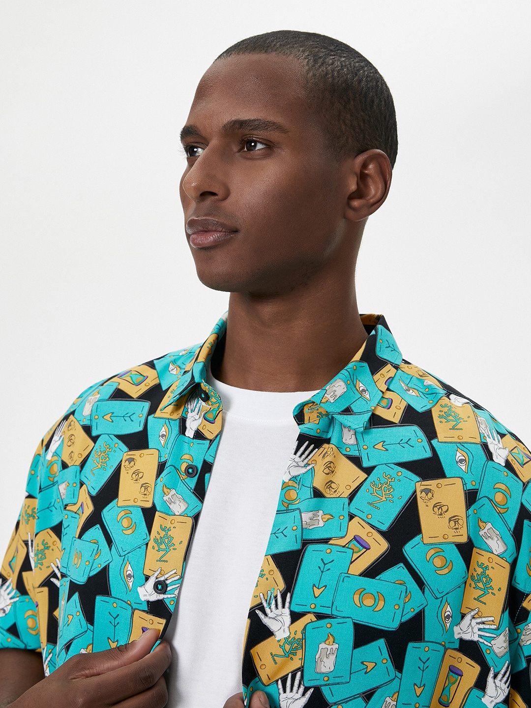 

Koton Graphic Printed Spread Collar Casual Shirt, Green