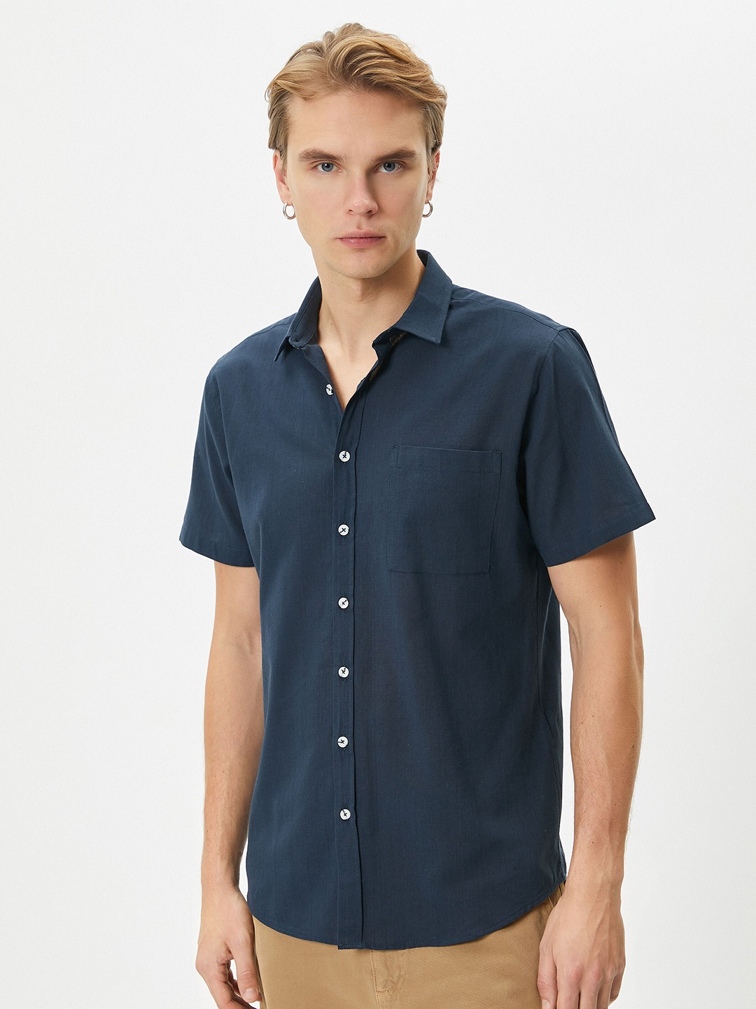 

Koton Slim Fit Spread Collar Short Sleeves Cotton Casual Shirt, Navy blue