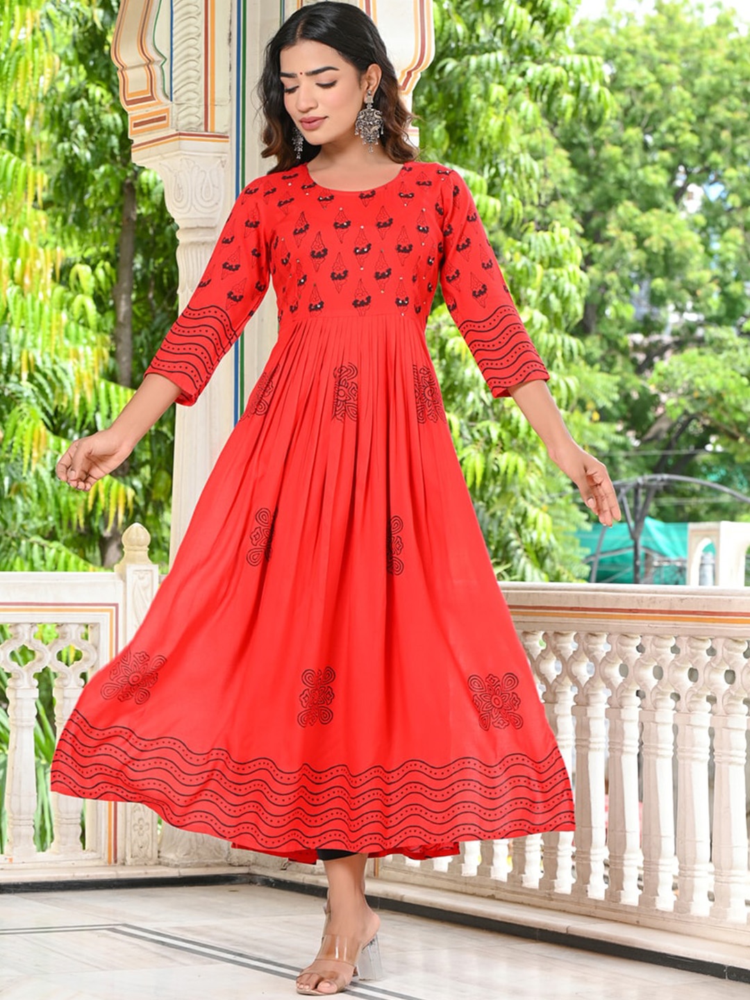 

Ayan Floral Printed Round Neck Three-Quarter Sleeves A-line Kurta, Orange