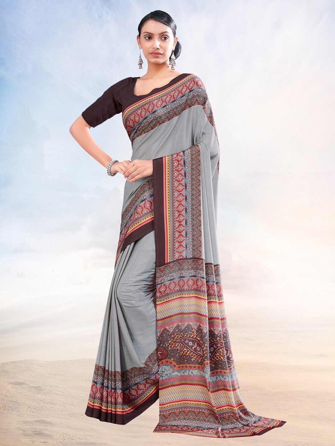 

Kasak Ethnic Motifs Printed Saree, Grey