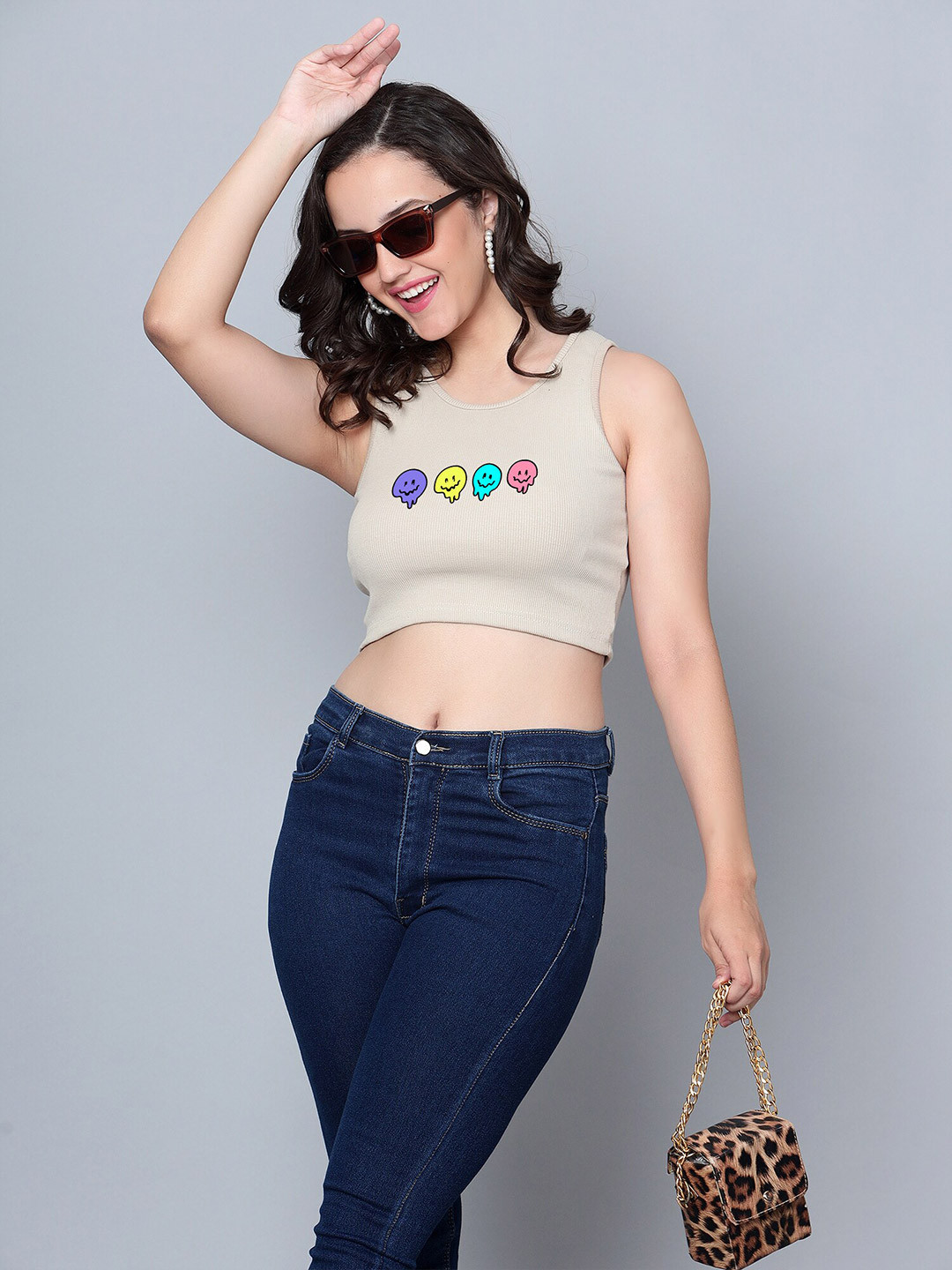 

Fashion And Youth Graphic Printed Crop Top, Beige