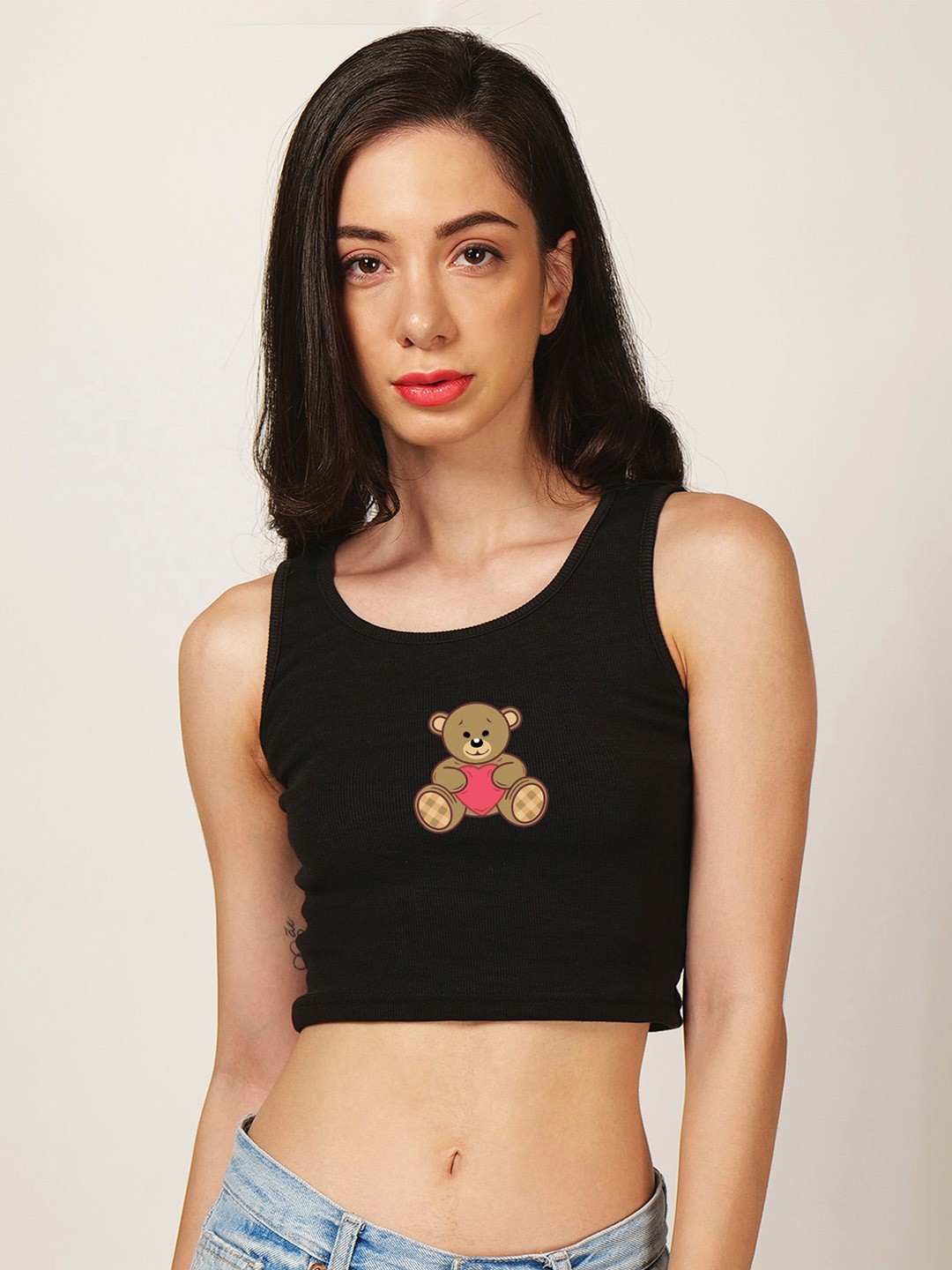 

Fashion And Youth Graphic Printed Ribbed Fitted Crop Top, Black