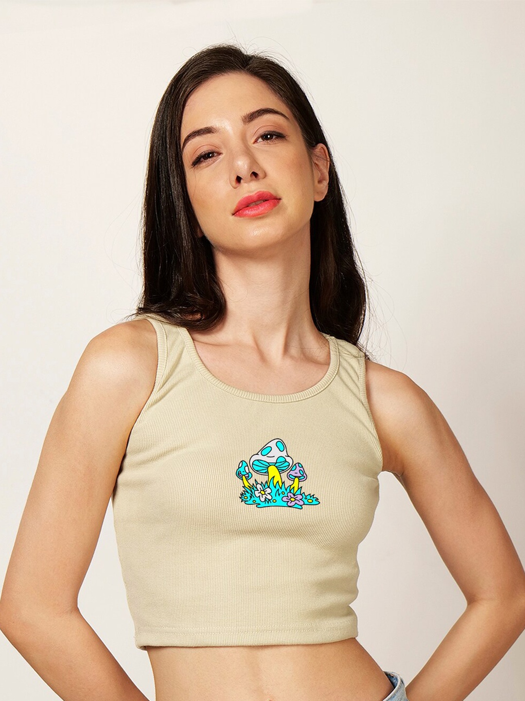 

Fashion And Youth Printed Round Neck Sleeveless Fitted Crop Top, Beige
