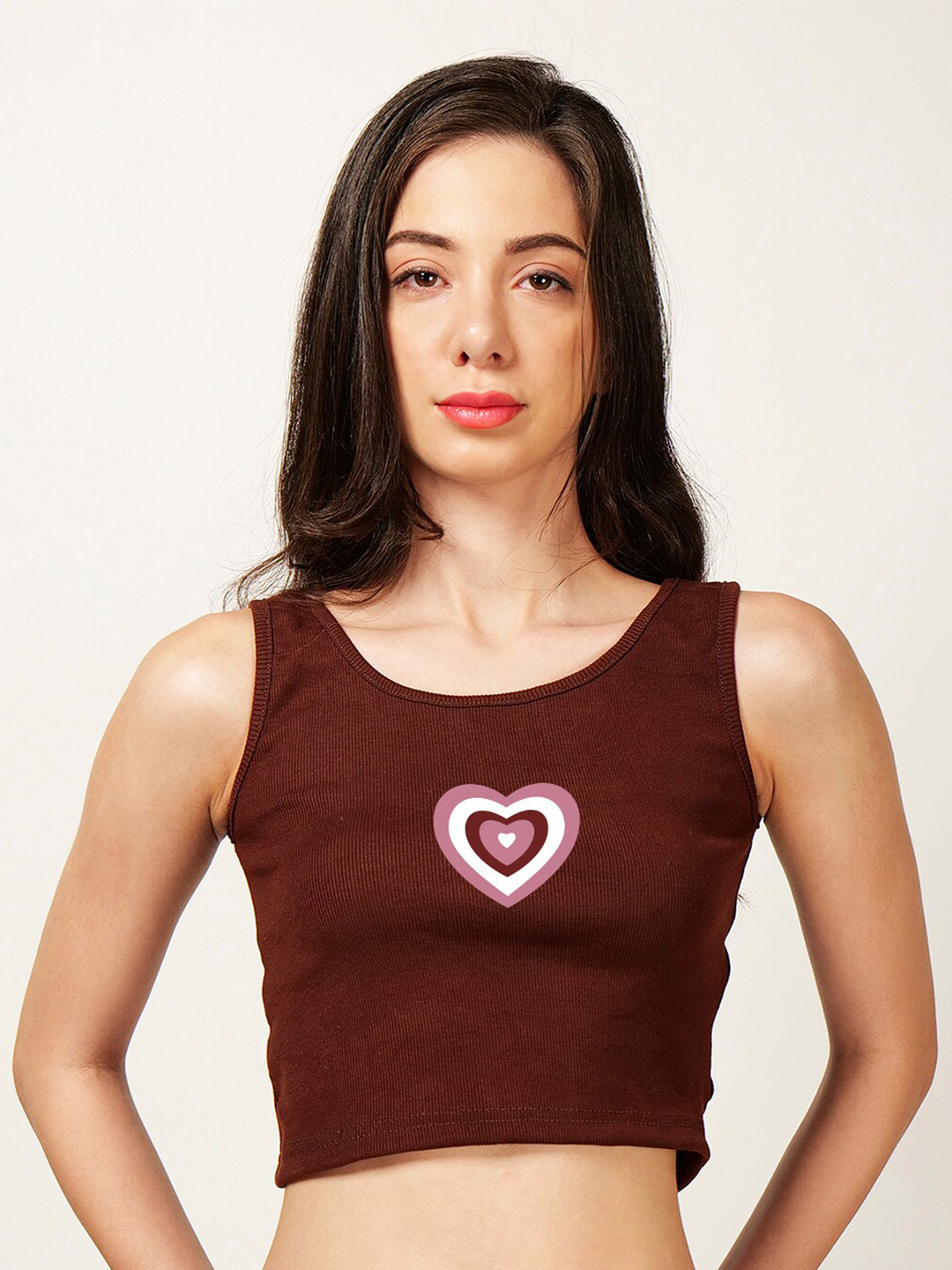 

Fashion And Youth Graphic Printed Round Neck Fitted Crop Top, Coffee brown