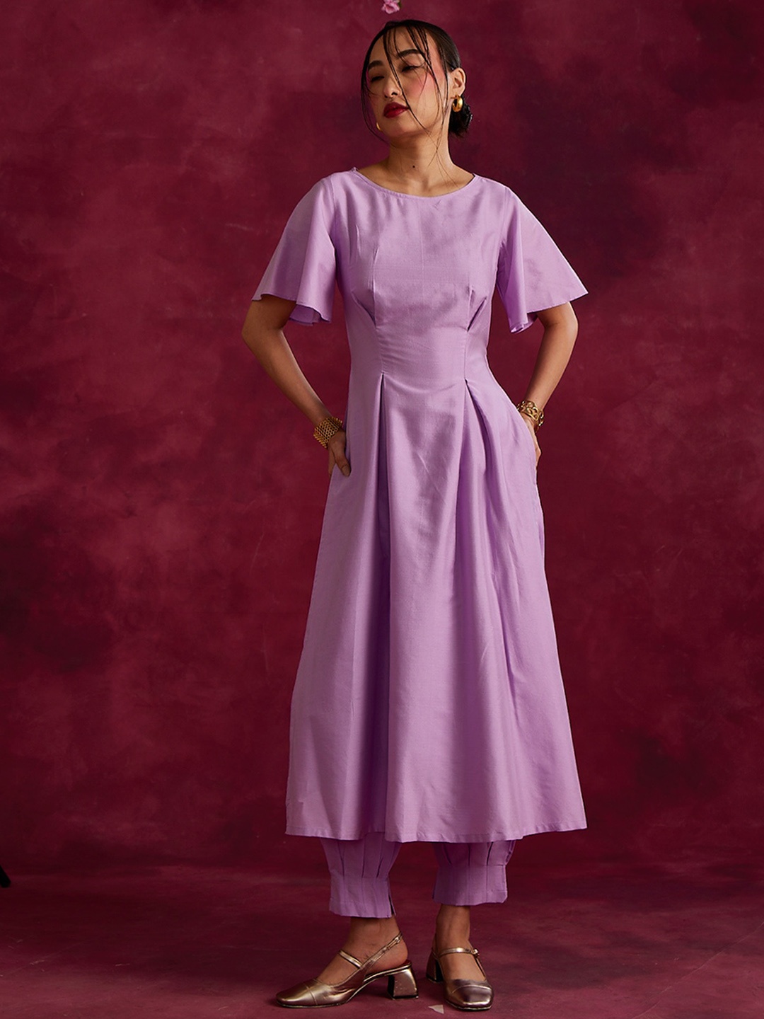 

Abhishti Flared Sleeves A-Line Kurta, Lavender