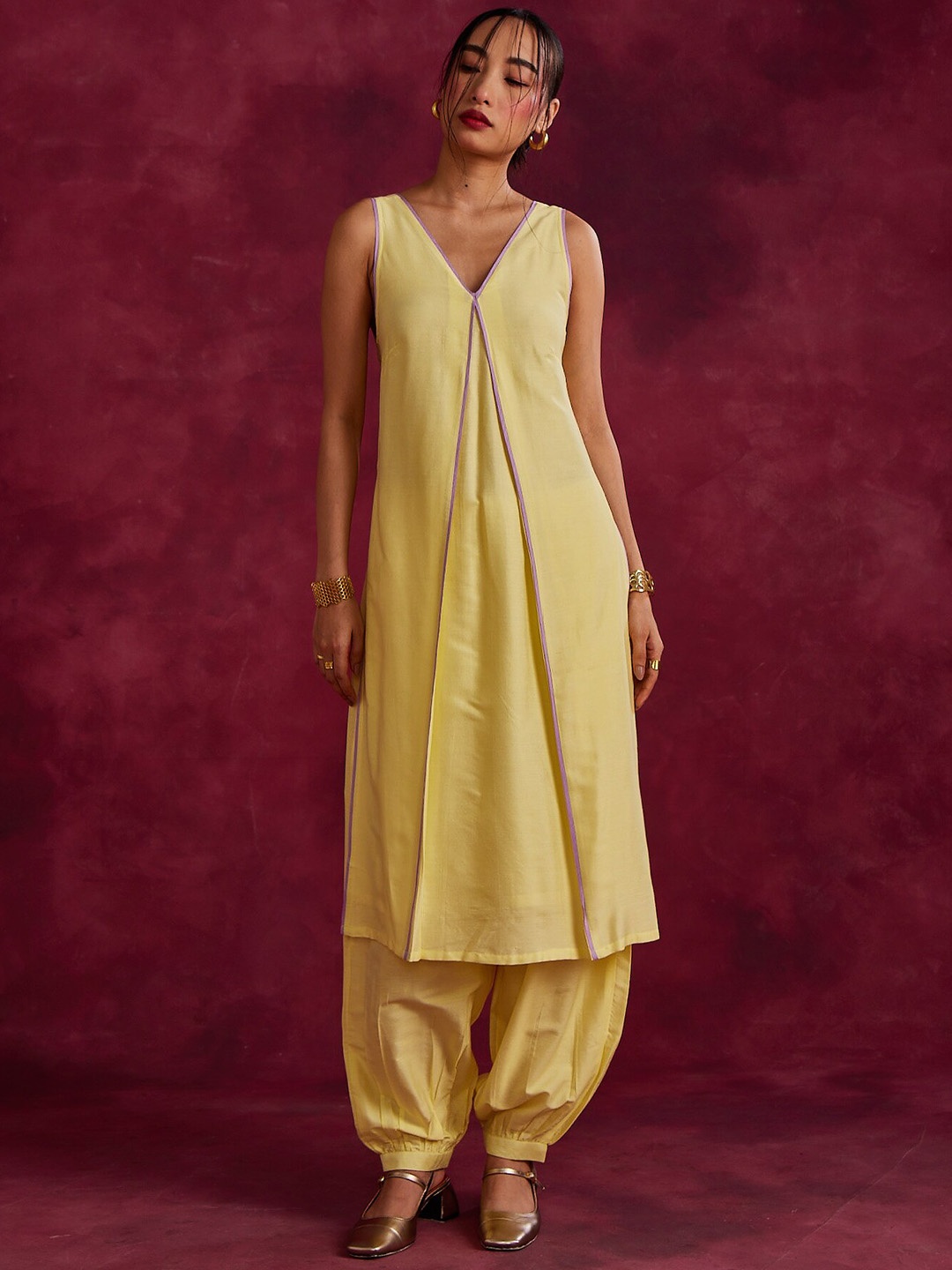 

Abhishti Women Regular Kurta with Salwar, Yellow