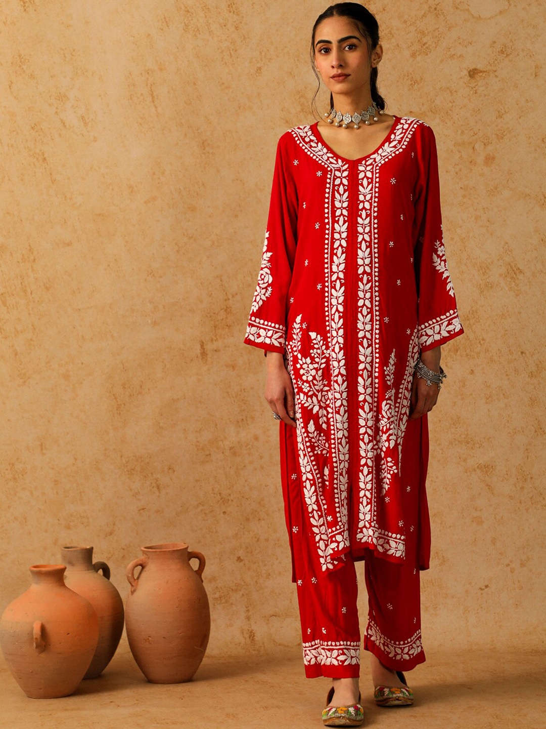 

House of Chikankari Floral Embroidered Regular Thread Work Kurta with Trousers, Red