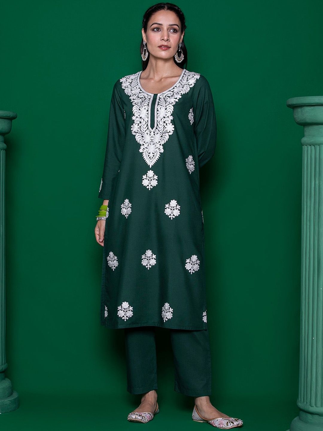 

House of Chikankari Floral Embroidered Round Neck Straight Kurta with Trousers & Dupatta, Green