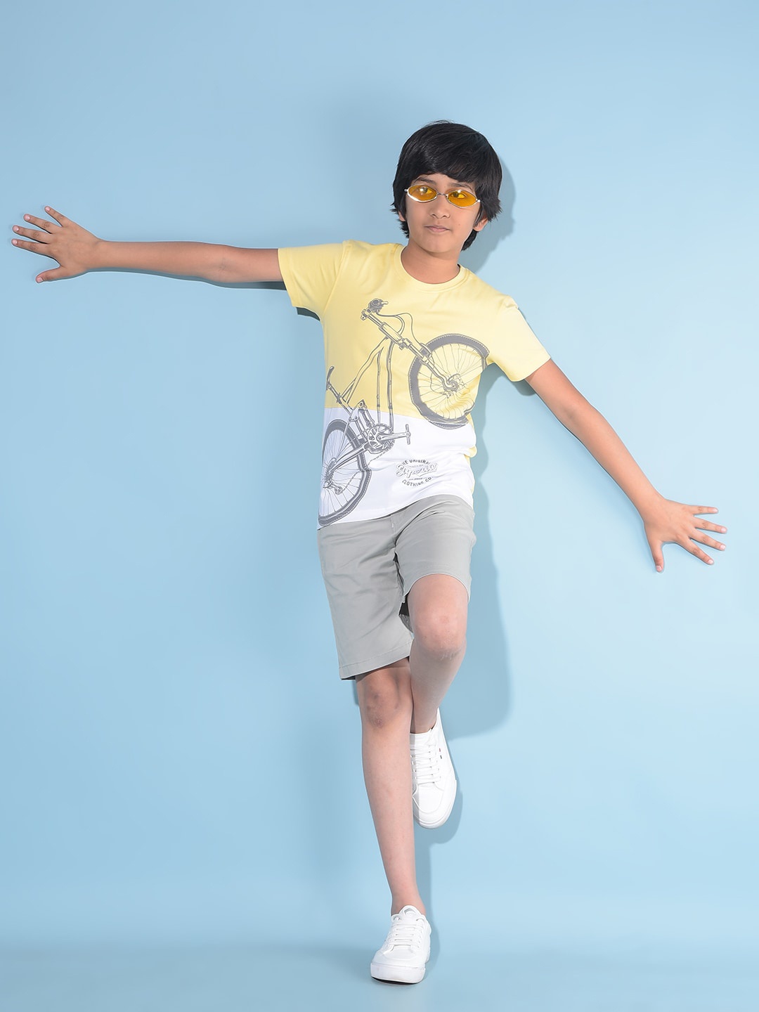 Crimsoune Club Boys Graphic Printed Slim Fit T-shirt, Yellow