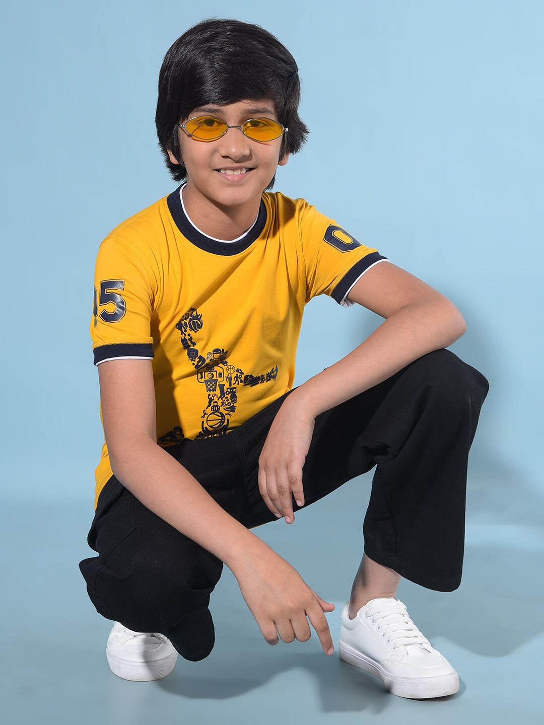 

Crimsoune Club Boys Graphic Printed Slim Fit T-shirt, Mustard
