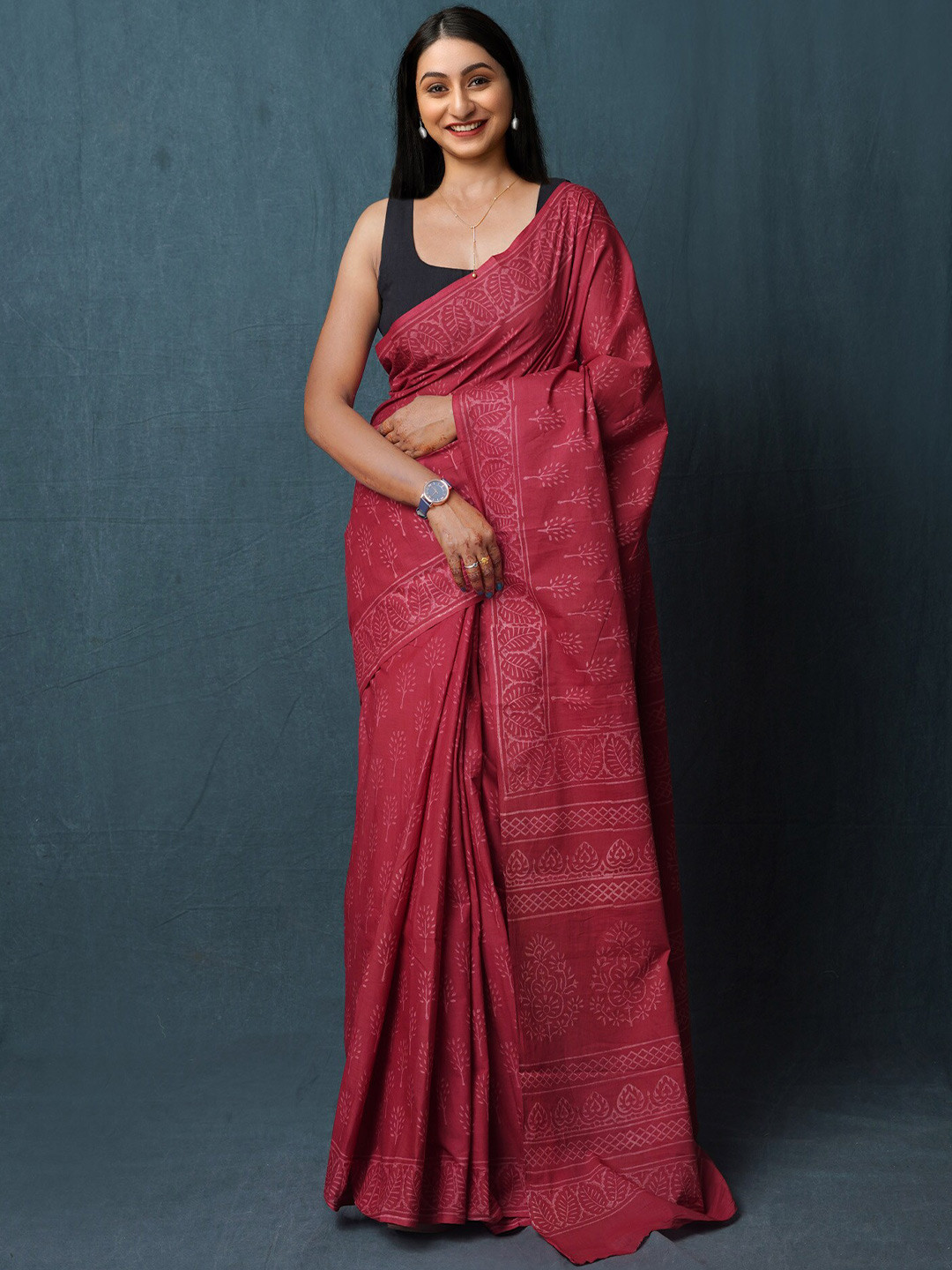 

Unnati Silks Ethnic Motifs Pure Cotton Handloom Block Printed Saree, Burgundy