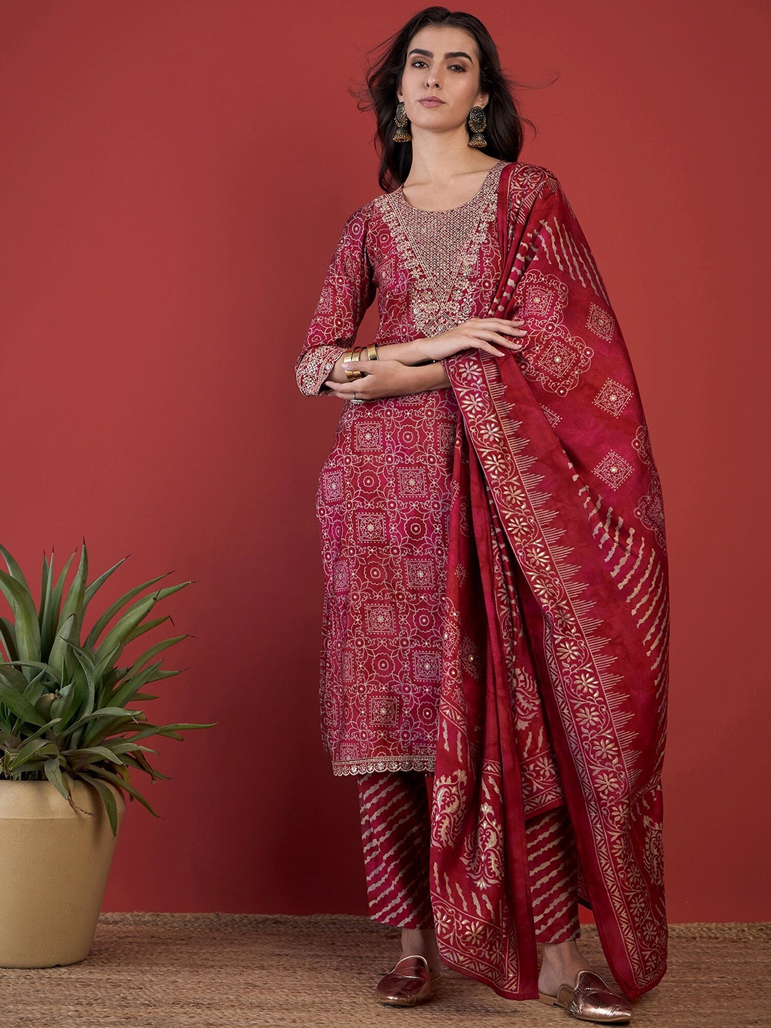 Anouk Women Ethnic Motifs Printed Regular Kurta with Trousers & With Dupatta, Maroon