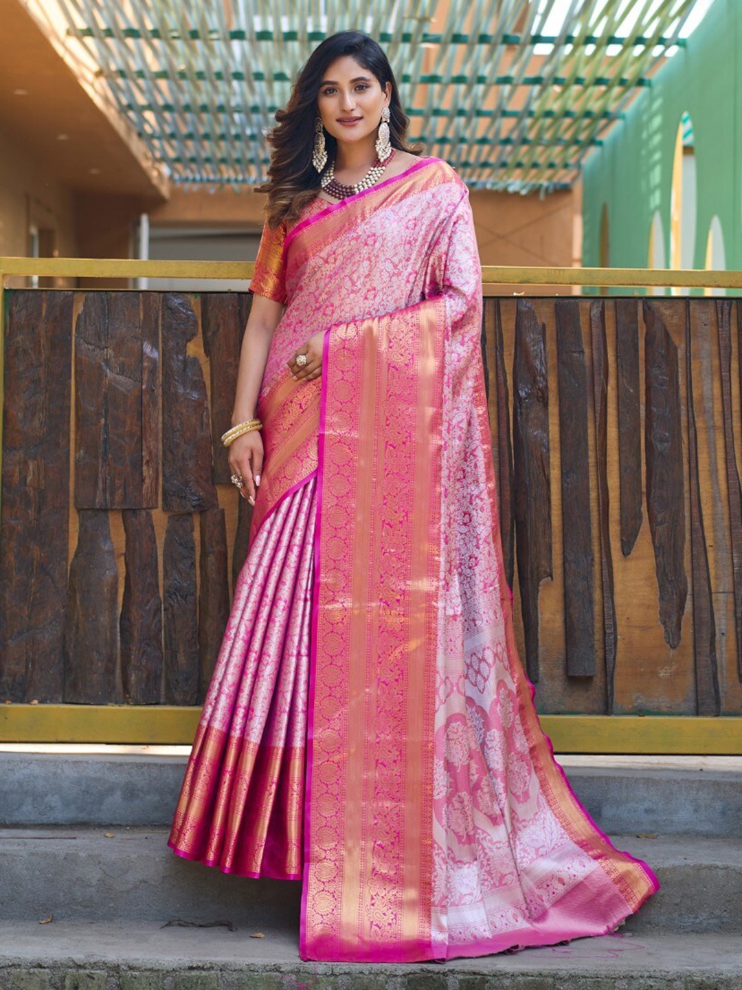 

LeeliPeeri Designer Ethnic Motifs Woven Design Zari Banarasi Saree, Pink