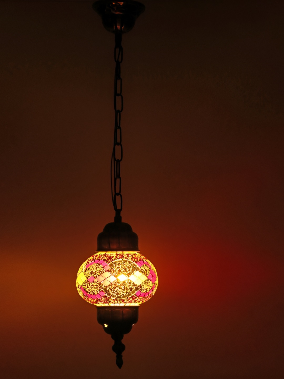 

1ST TIME Yellow & Red Textured Glass Traditional Ceiling Lamp