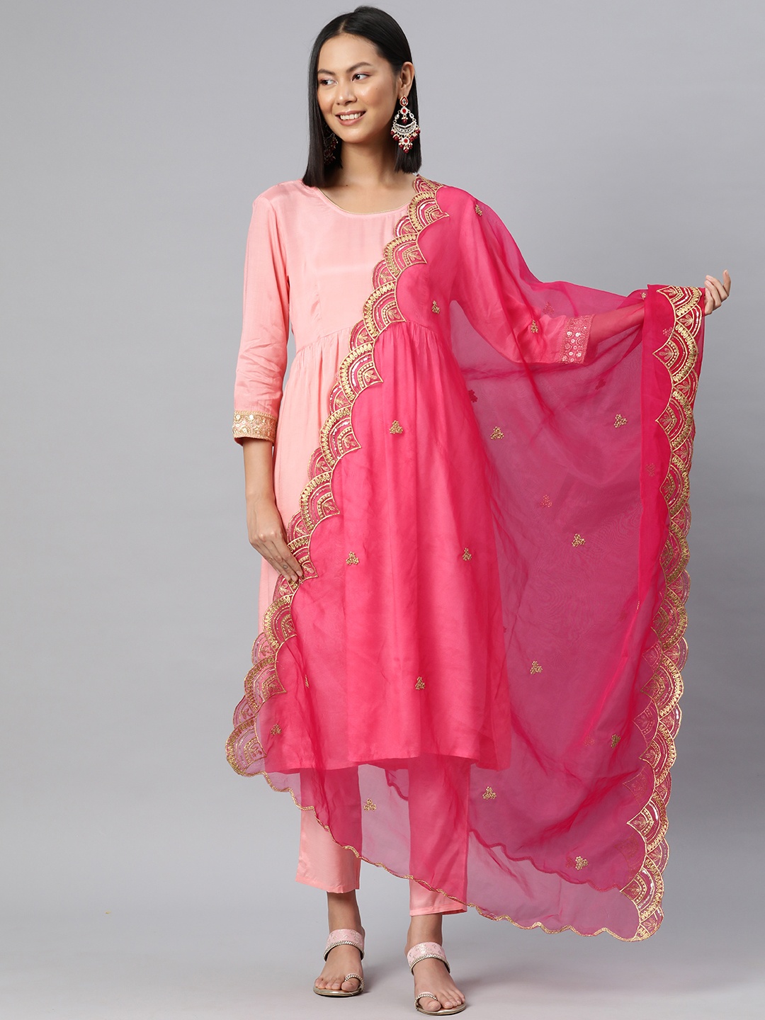 

SWI Stylish Embroidered Sequinned Organza Dupatta, Magenta
