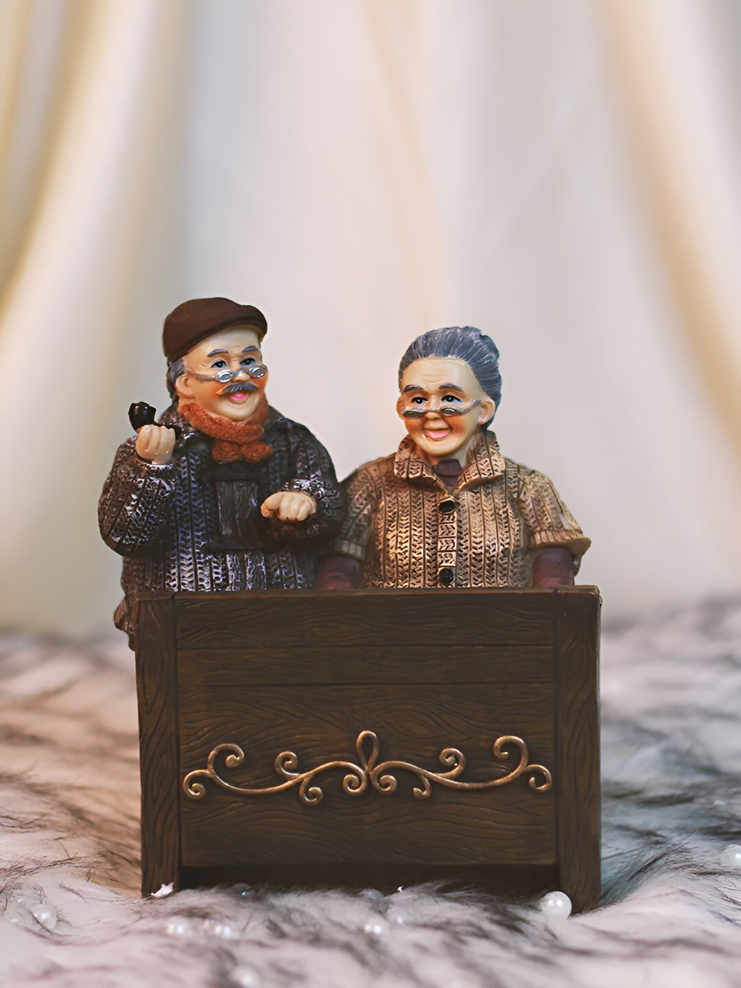 

Giftii Brown Small Figurine Cute Old Couple Playing Piano Together Showpiece