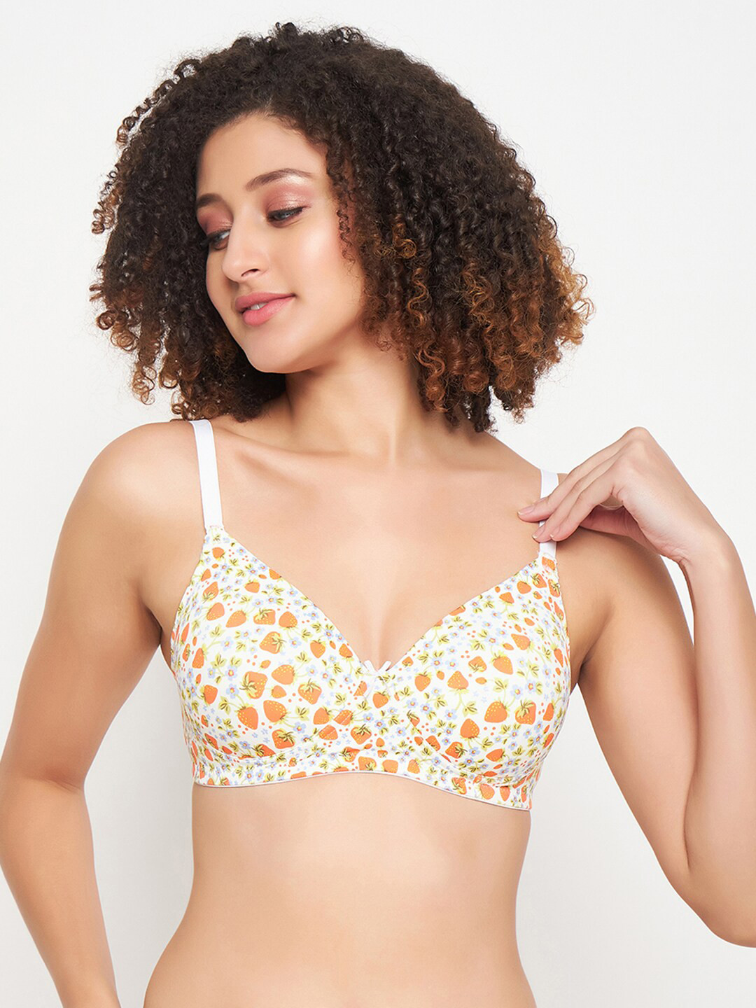 

Clovia White Printed Full Coverage Lightly Padded T-Shirt Bra With All Day Comfort