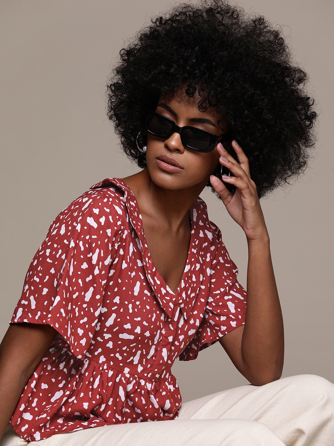 

Roadster Print Peter Pan Collar Flared Sleeves Peplum Top, Maroon
