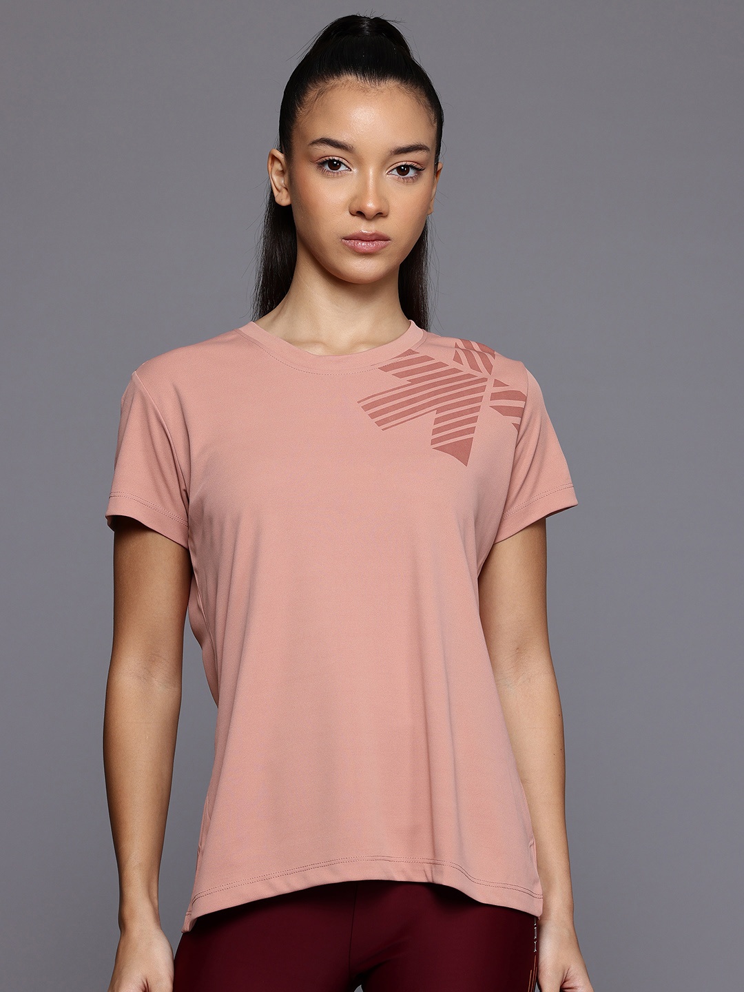 

HRX by Hrithik Roshan Rapid-Dry Training T-shirt, Peach