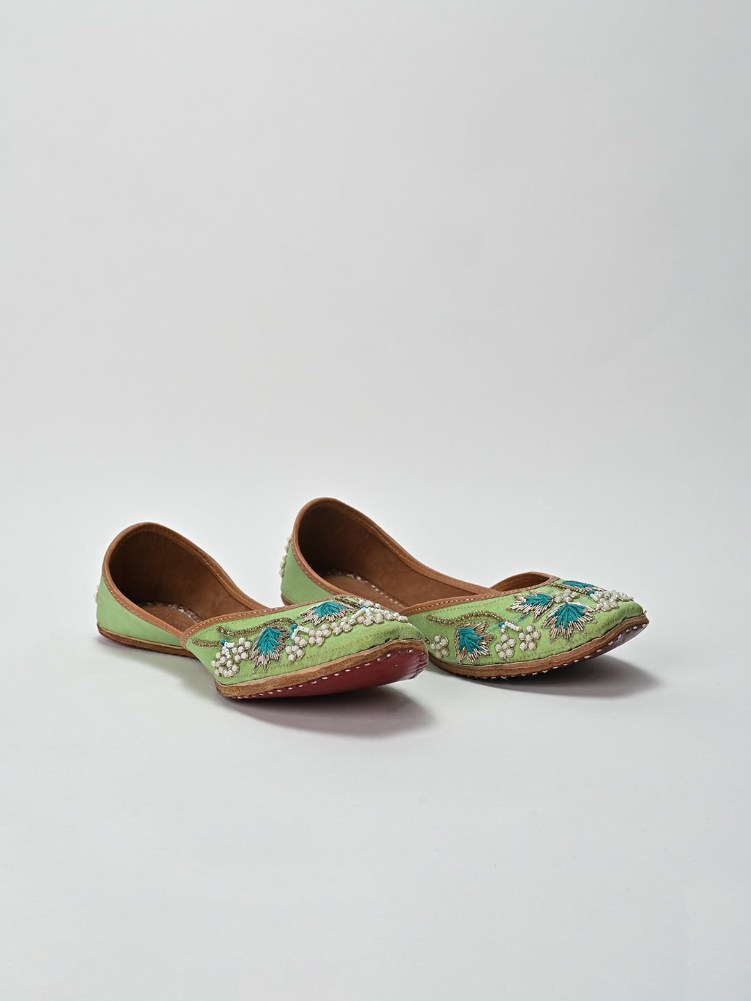 

SCENTRA Embellished Round Toe Mojaris Flats, Green