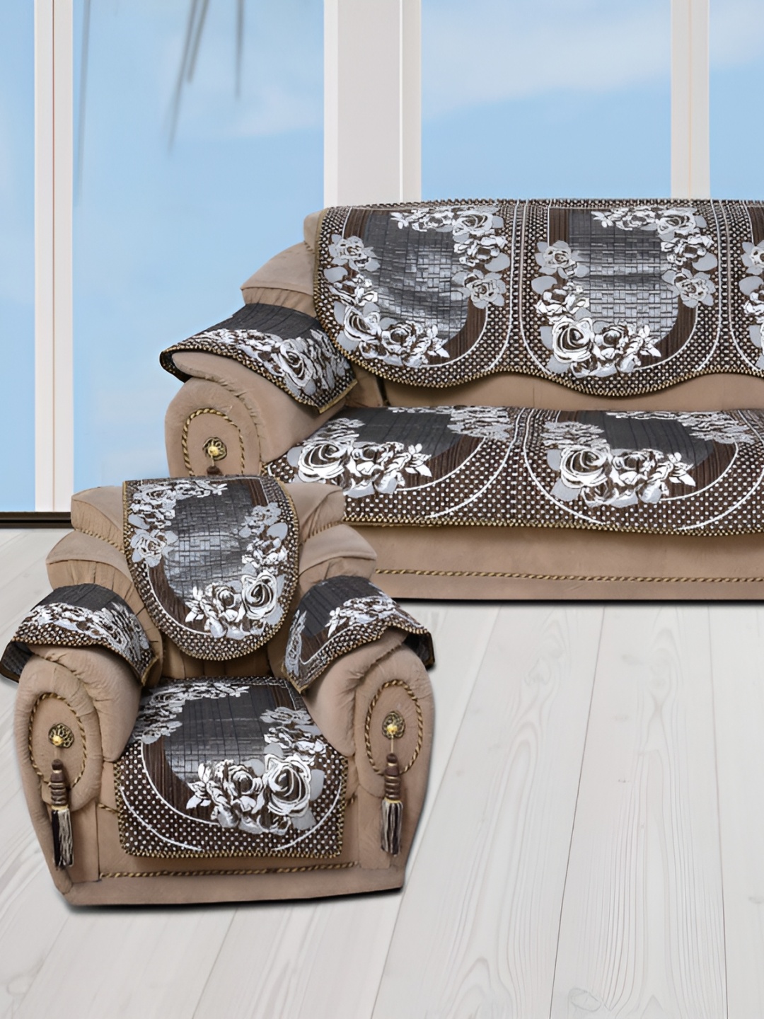 BIGGER FISH Brown & Cream Embroidered 5 Seater Sofa Cover