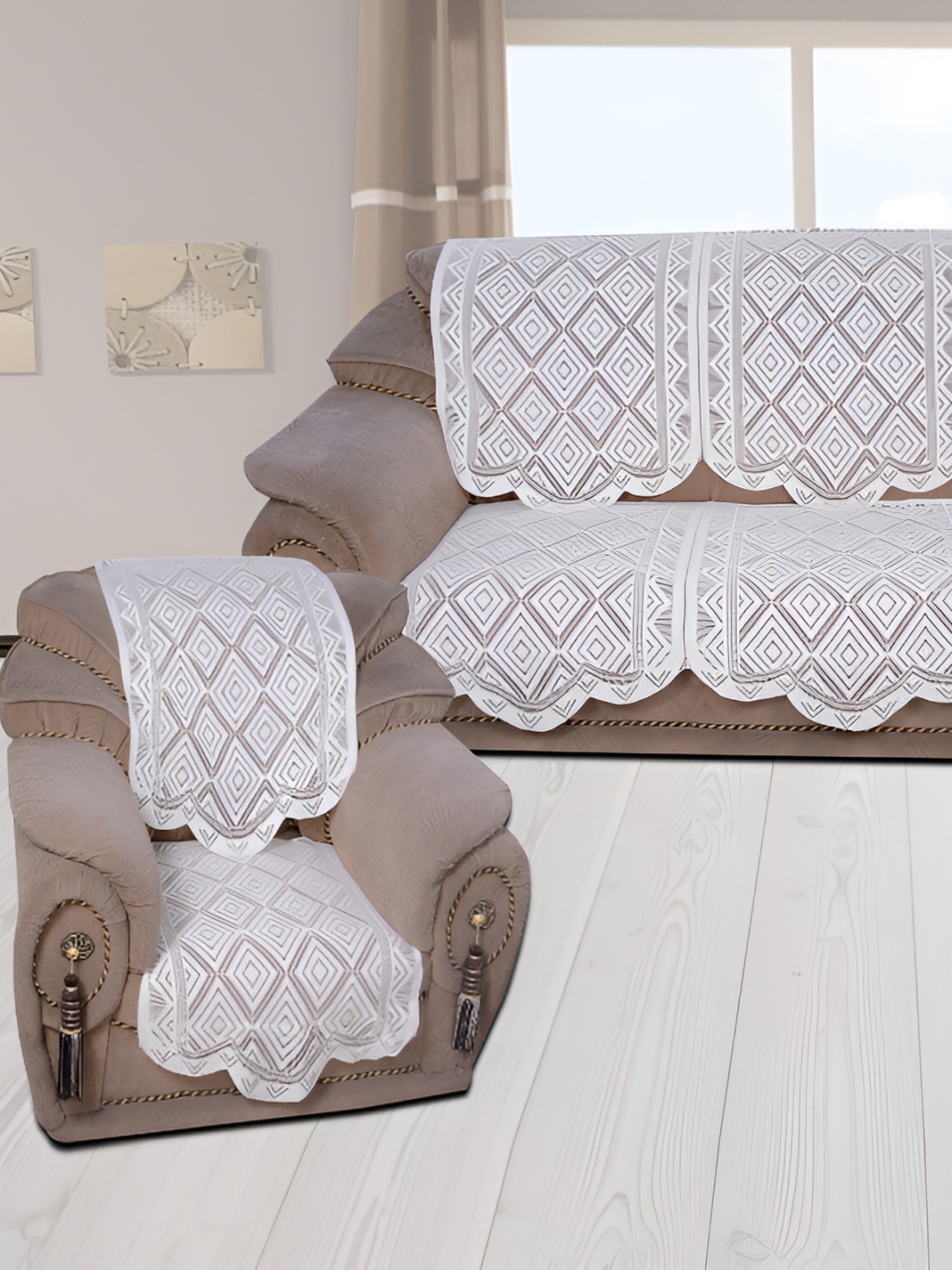 

BIGGER FISH White 10 Pieces Self Design Sofa Covers