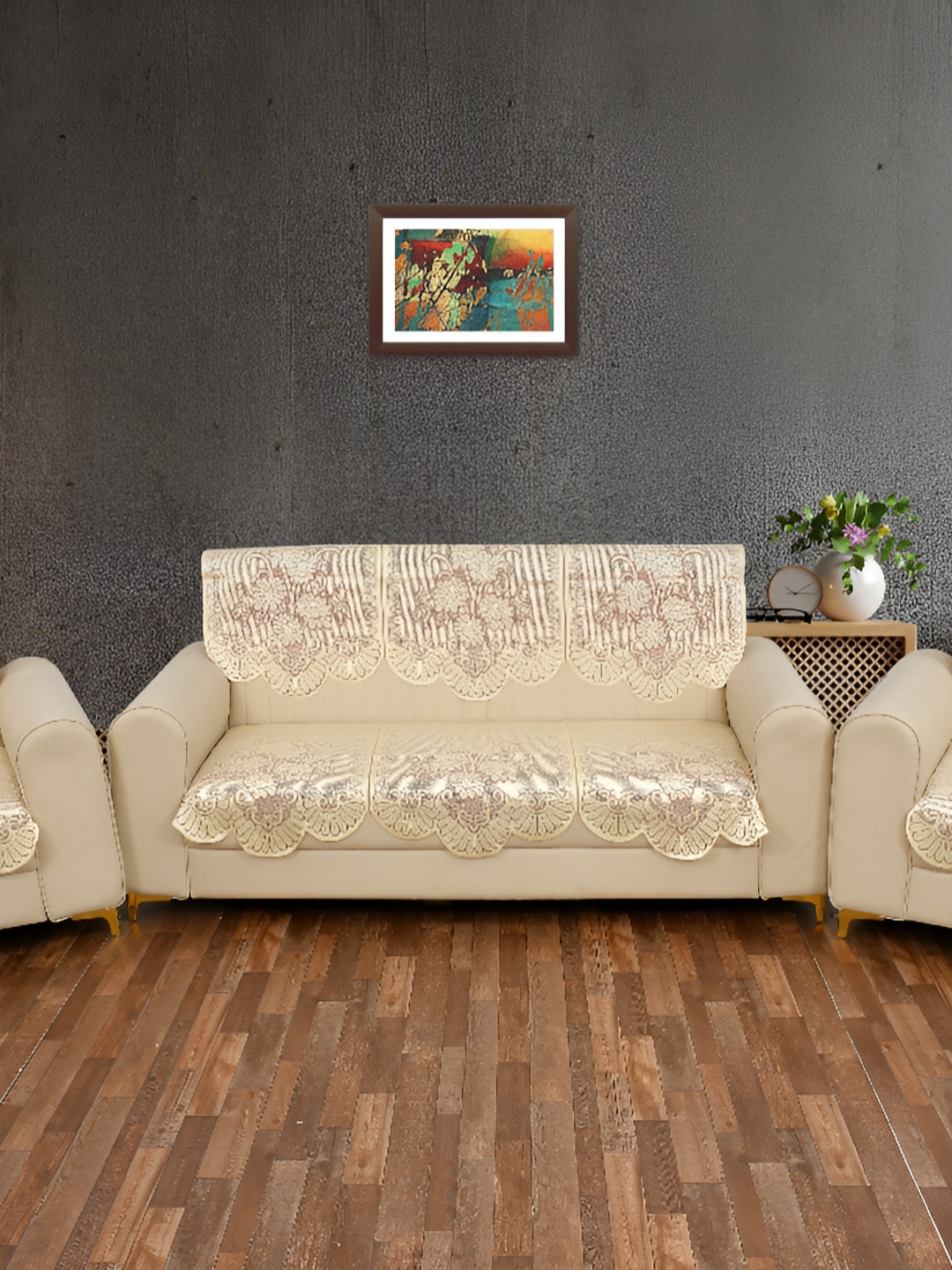 

BIGGER FISH Maroon Embroidered 5 Seater Sofa Cover