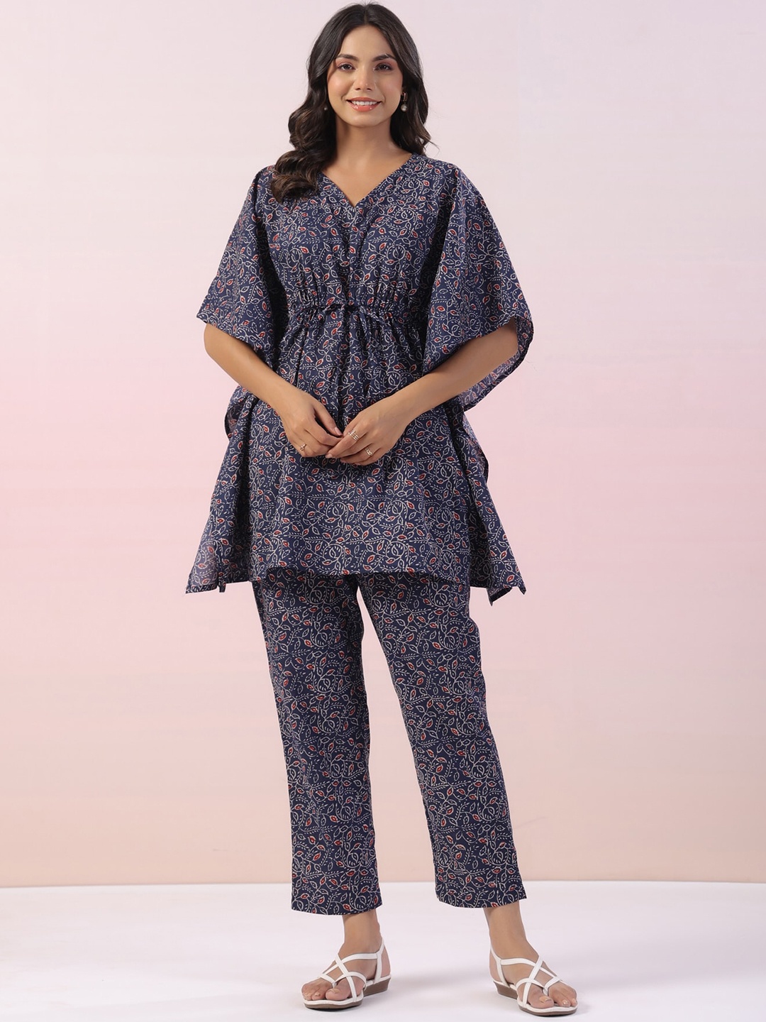 

JISORA Printed Cotton Kurti With Trouser, Blue