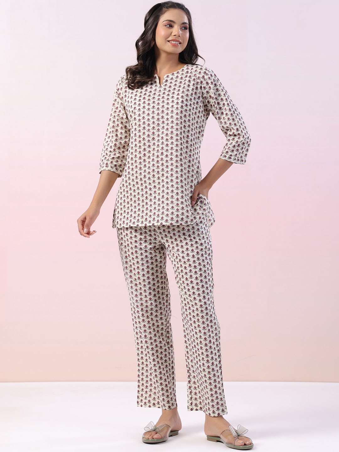 

JISORA Women Printed Night suit, Beige