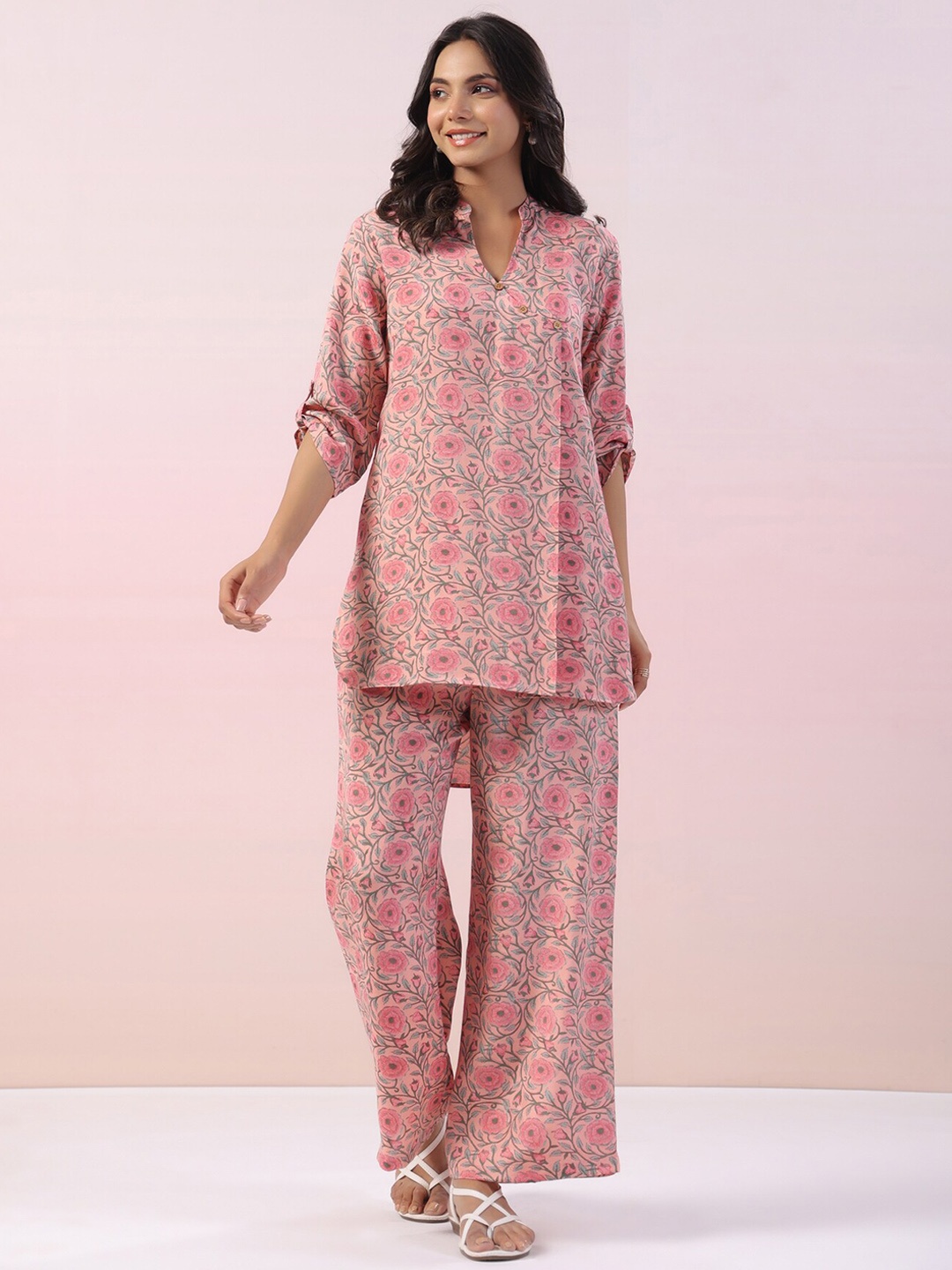 JISORA Floral Printed Mandarin Collar Pure Silk Top With Pyjamas, Peach