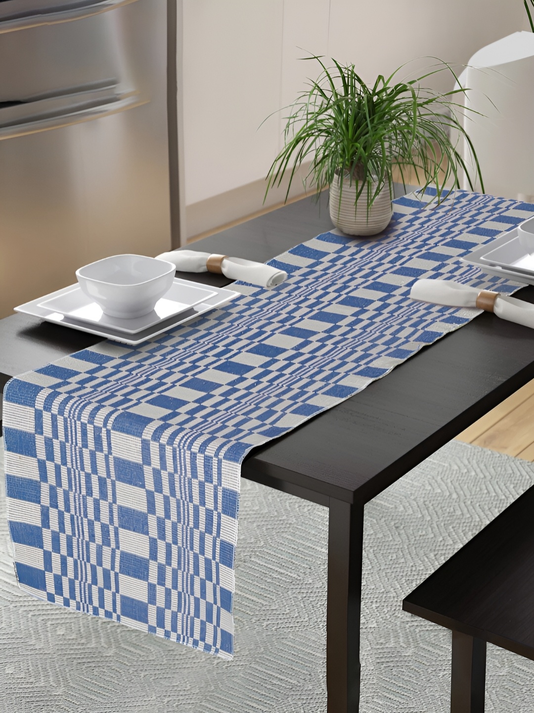 

KLOTTHE Blue Printed Pure Cotton Table Runner