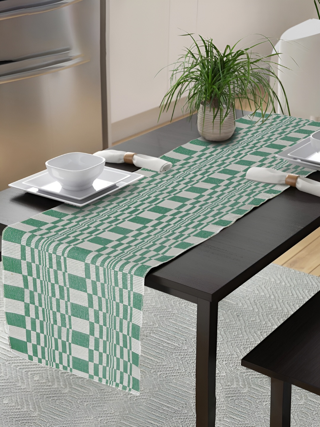 

KLOTTHE Green Printed Pure Cotton Table Runner
