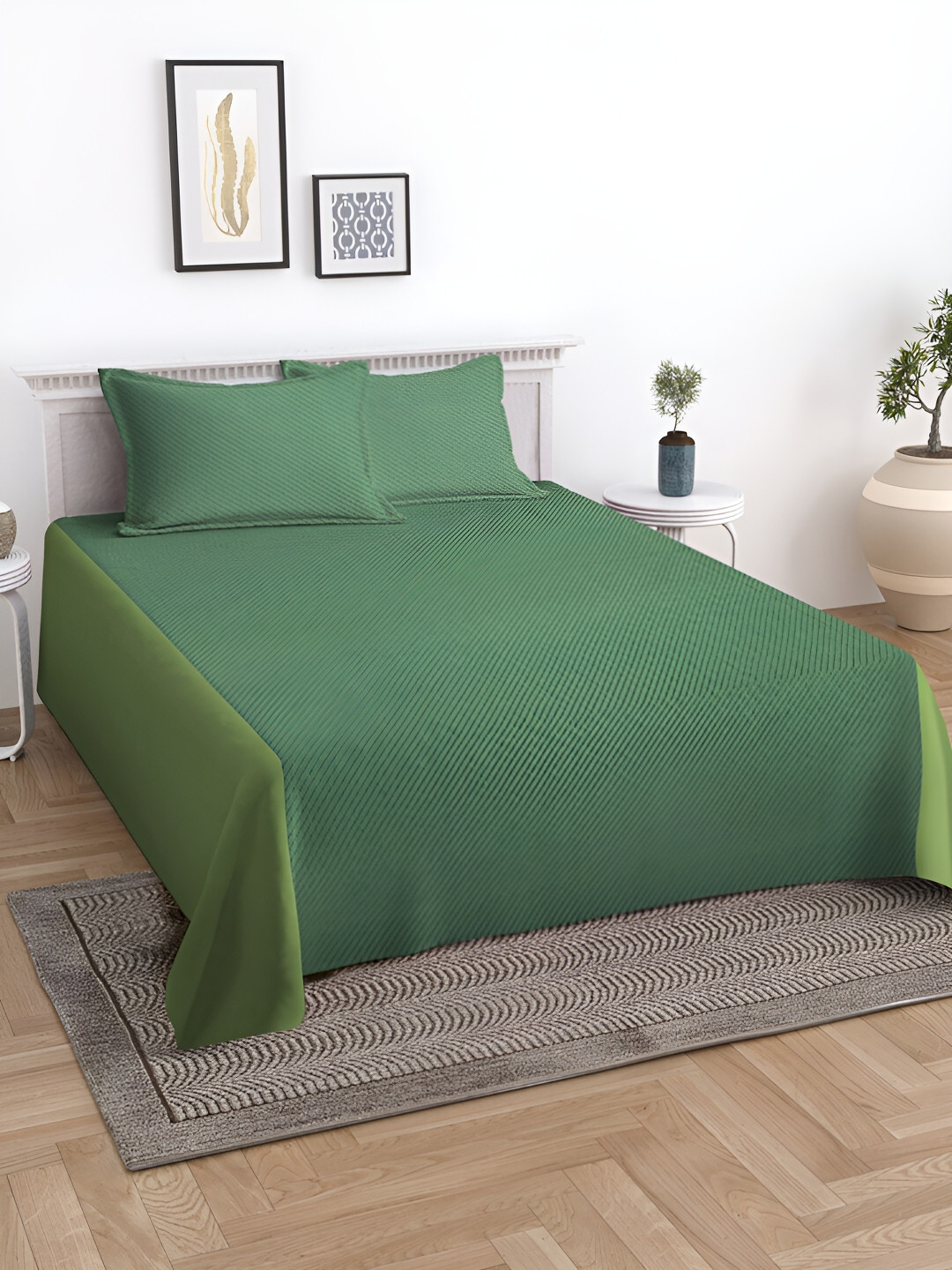 

KLOTTHE Green Woven Design 400 TC Pure Cotton King Size Bedcover with 2 Pillow covers