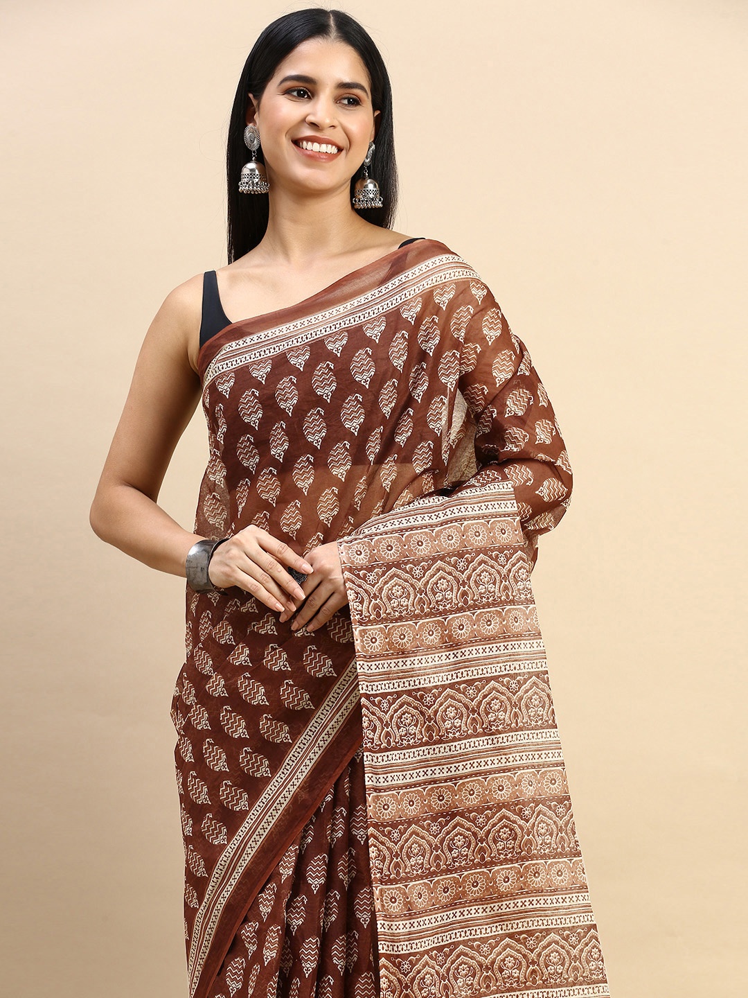 

SHANVIKA Ethnic Motifs Pure Cotton Saree, Brown