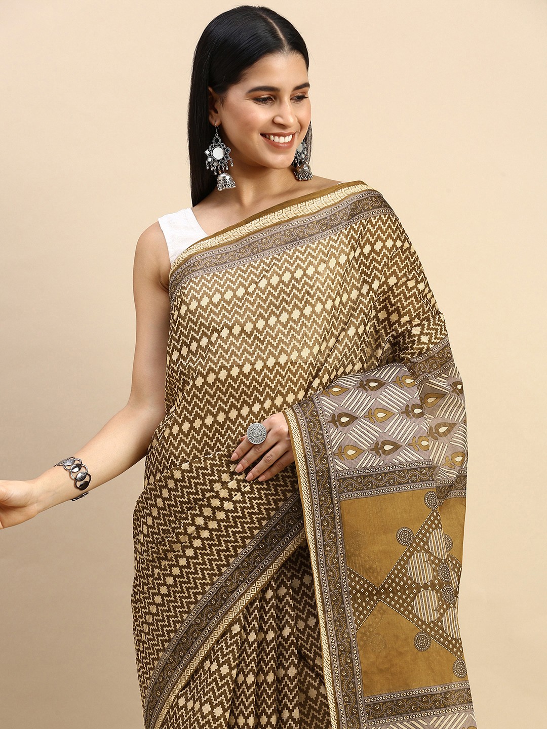 

SHANVIKA Pure Cotton Saree, Green
