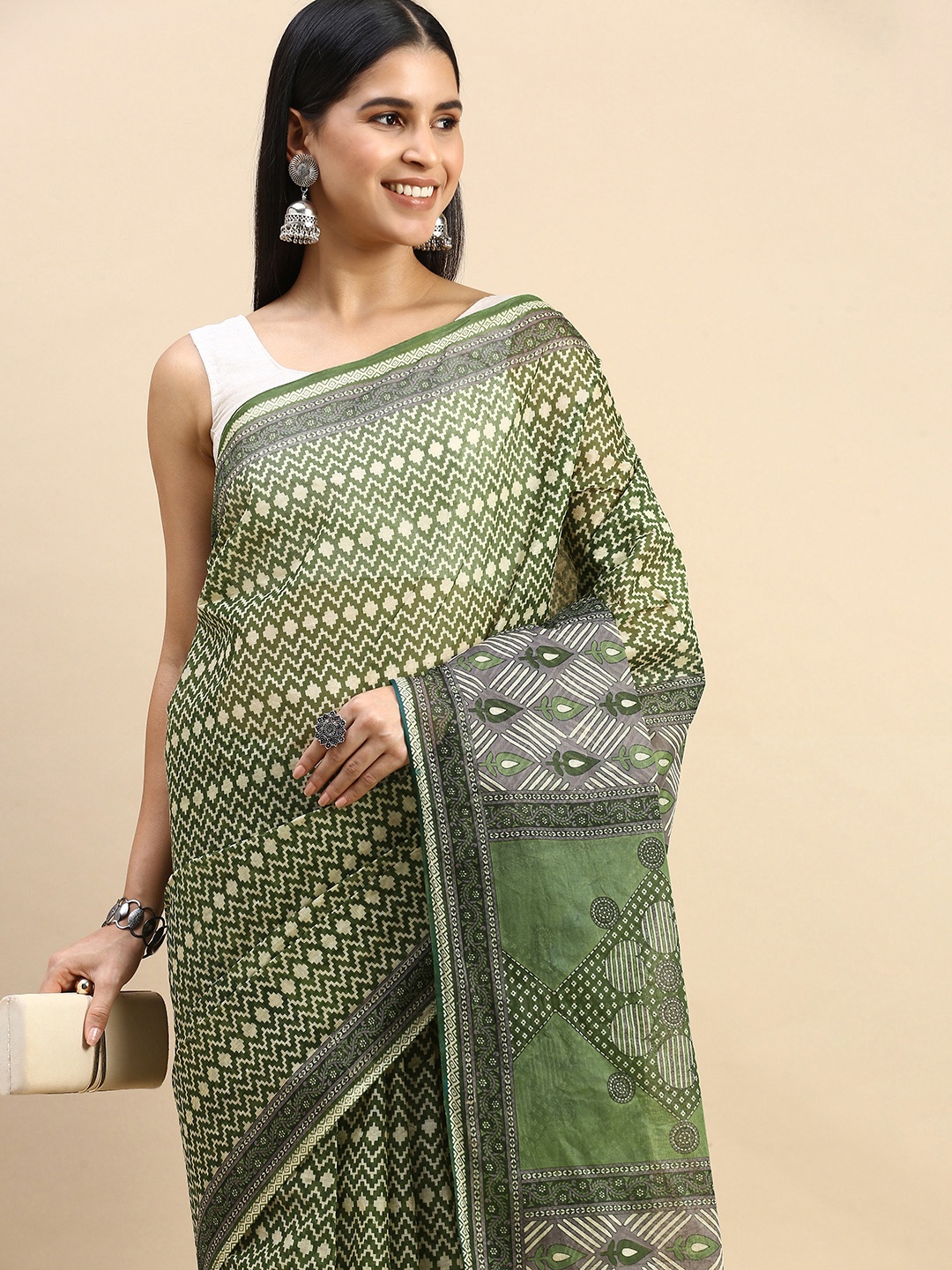 

SHANVIKA Pure Cotton Saree, Green