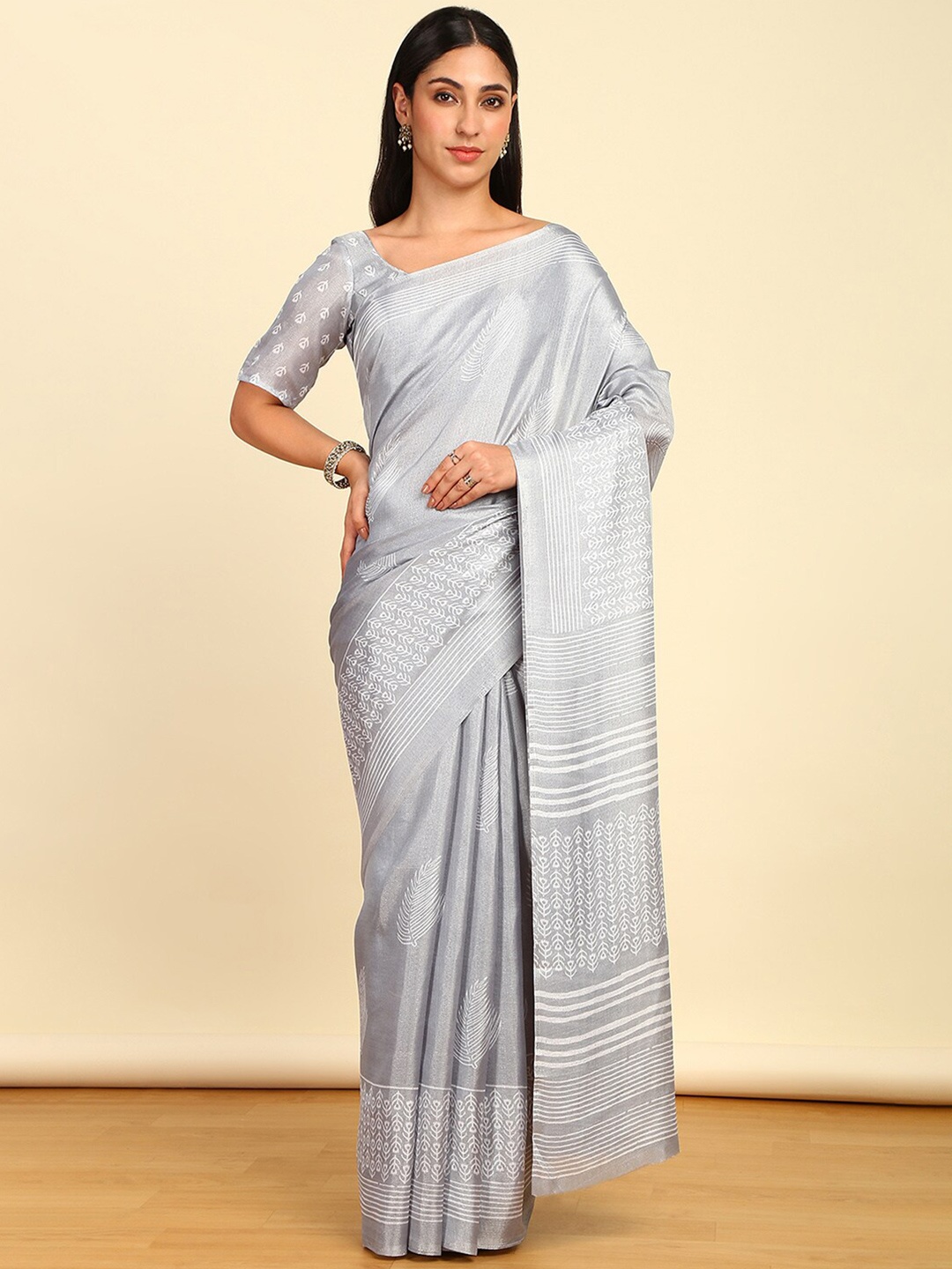 

Soch Floral Printed Saree, Grey