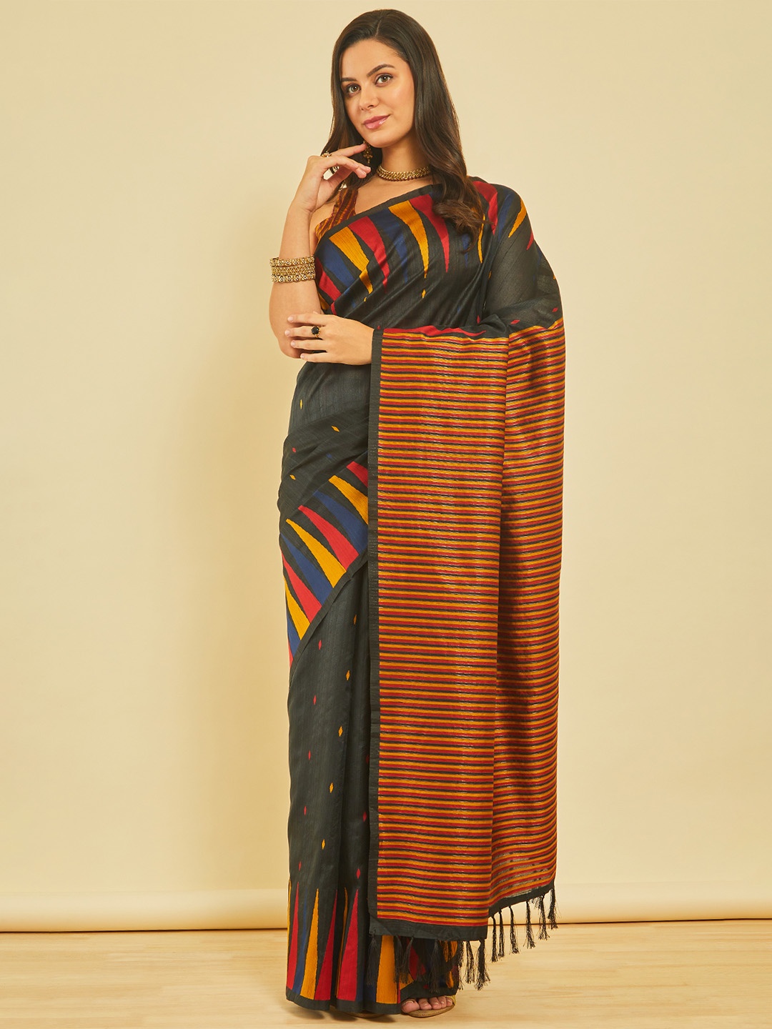 

Soch Geometric Printed Tussar Saree, Black
