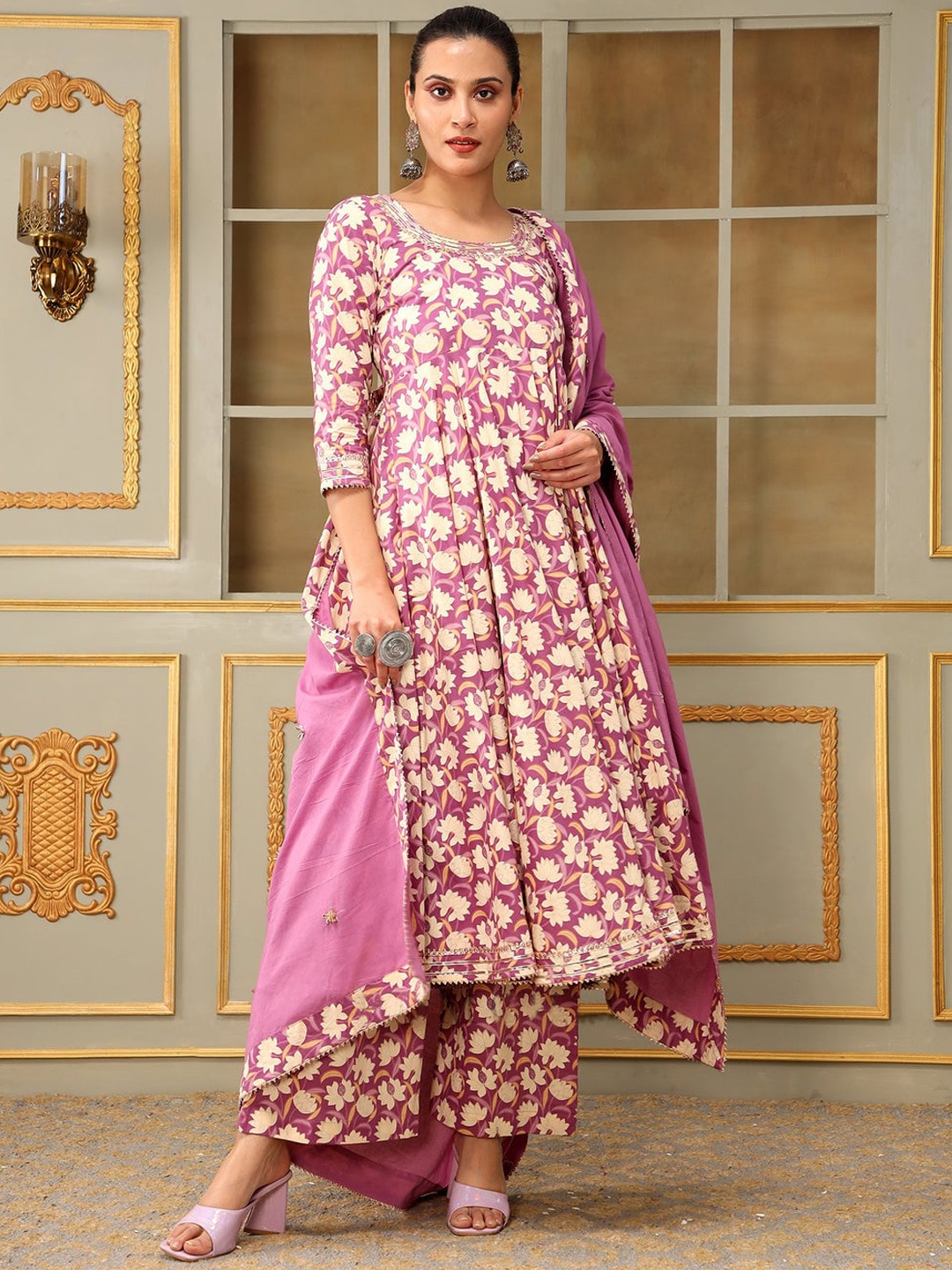 

NAINVISH Round Neck Floral Printed Anarkali Kurta with Trousers & Dupatta, Magenta