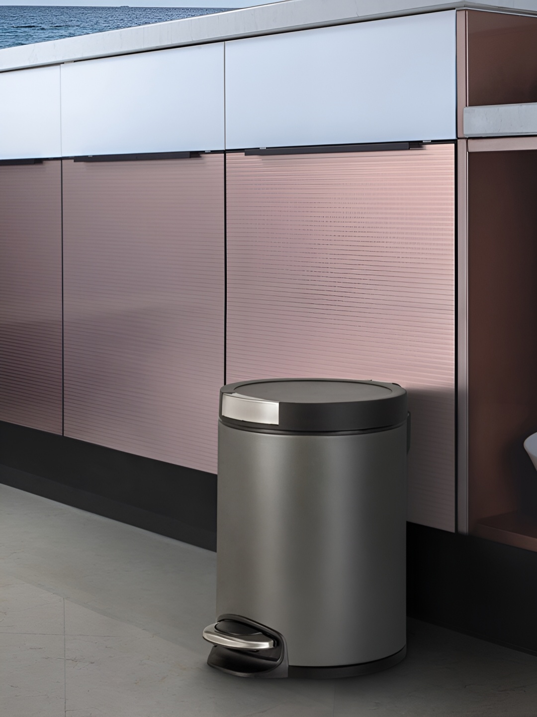 

Freelance Grey & Black Pedal Dustbin With Lid 8L