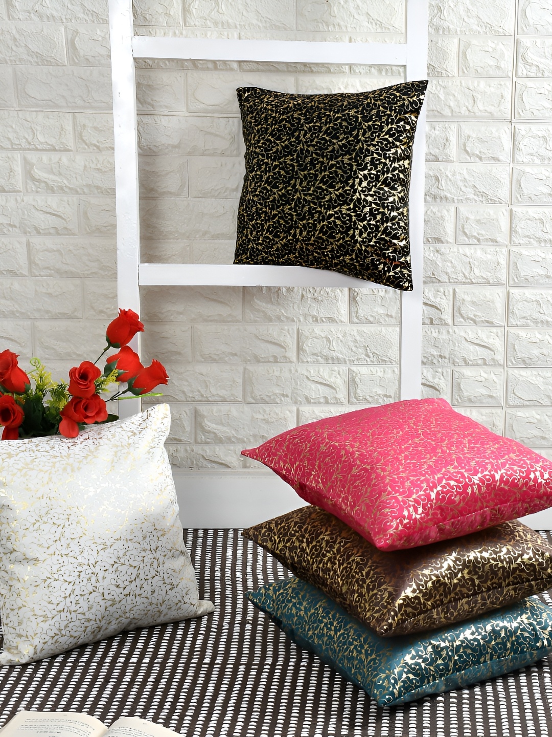 

BIGGER FISH Pink Black 5 Pieces Square Cushion Covers