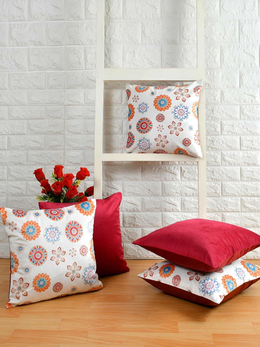 

BIGGER FISH White & Maroon 5 Pieces Printed Velvet Square Cushion Covers