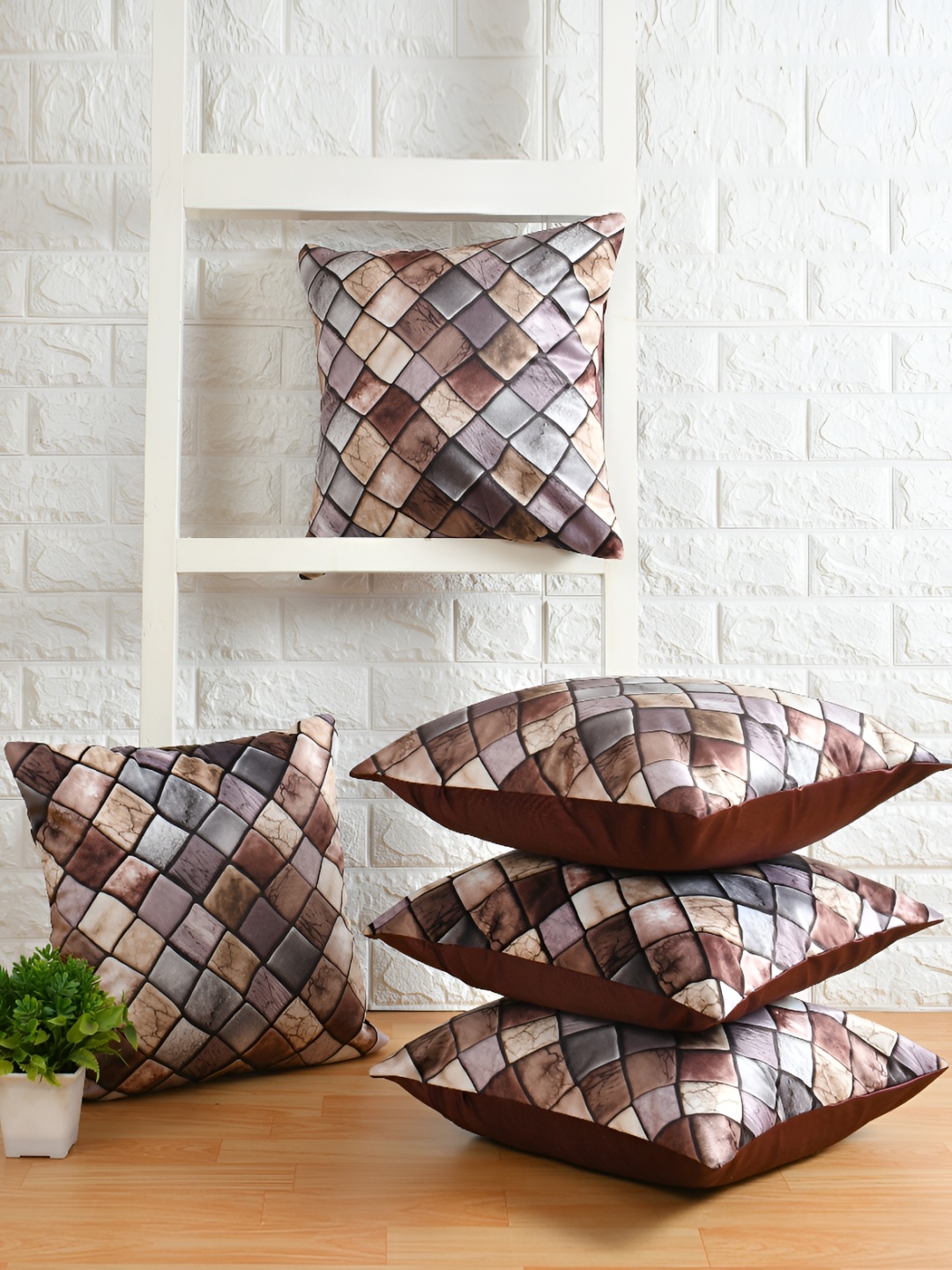 

BIGGER FISH Brown & Grey 5 Pieces Geometric Velvet Square Cushion Covers